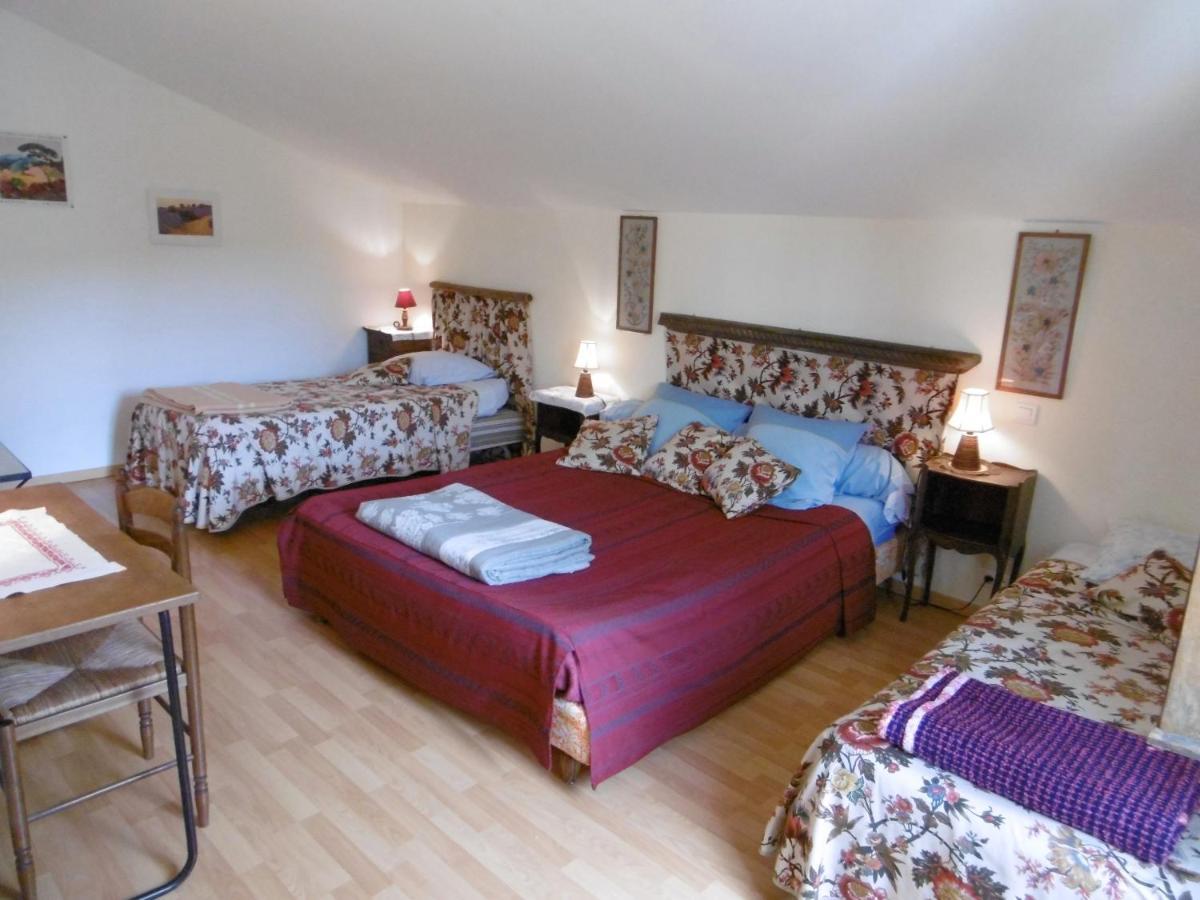 Le Val Leron Bed & Breakfast Valaurie Exterior photo